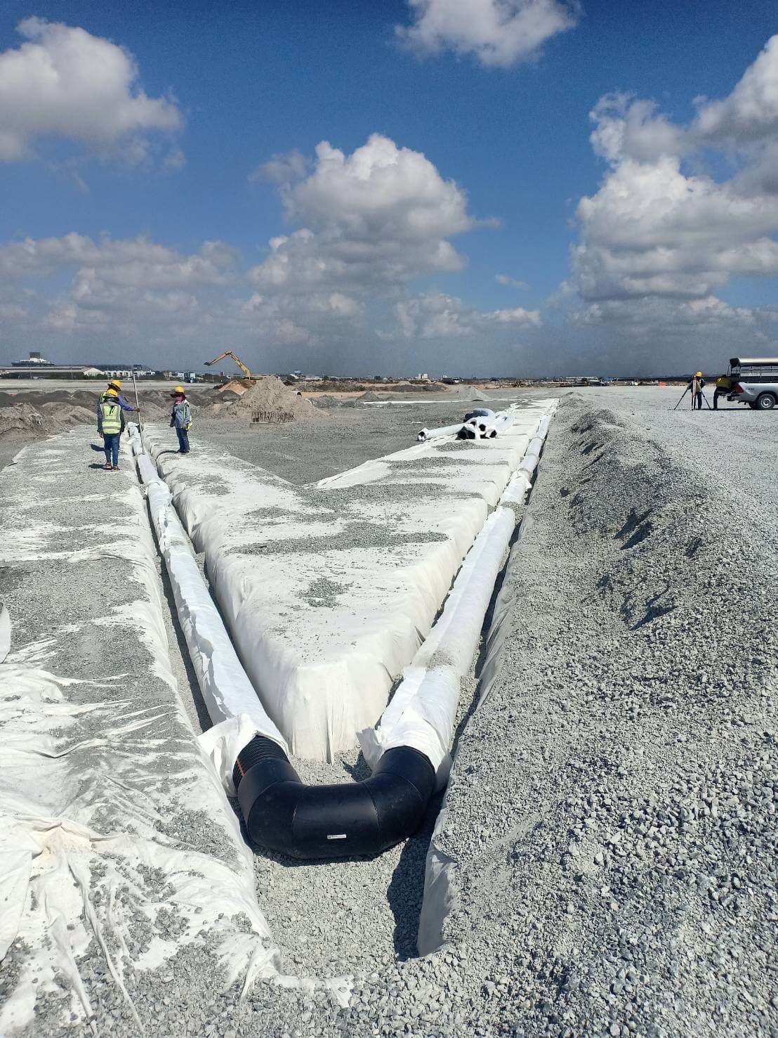 Corrugated fittings used in the construction of Suvarnabhumi Airport for the corrugated pipe ( TAPKORR ) system