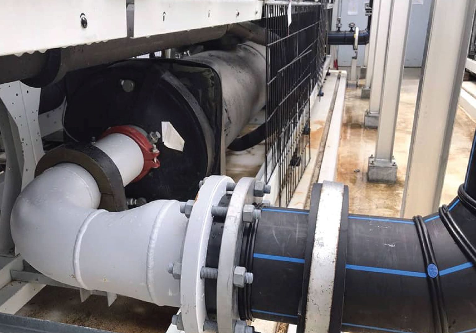 HDPE pipes are used with chiller systems. ThaiAsia P.E. Pipe Co., Ltd.